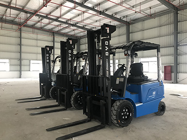 感謝蔡總的大力支持，再次購買3+1臺(tái)比亞迪叉車，祝：生意興隆！